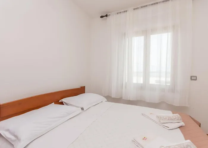 Apartment Blazenka *