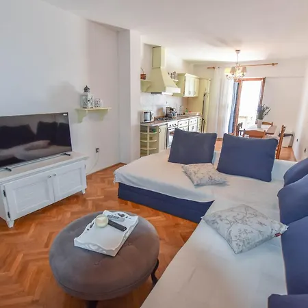 Blazenka - 20m From The Sea Tkon